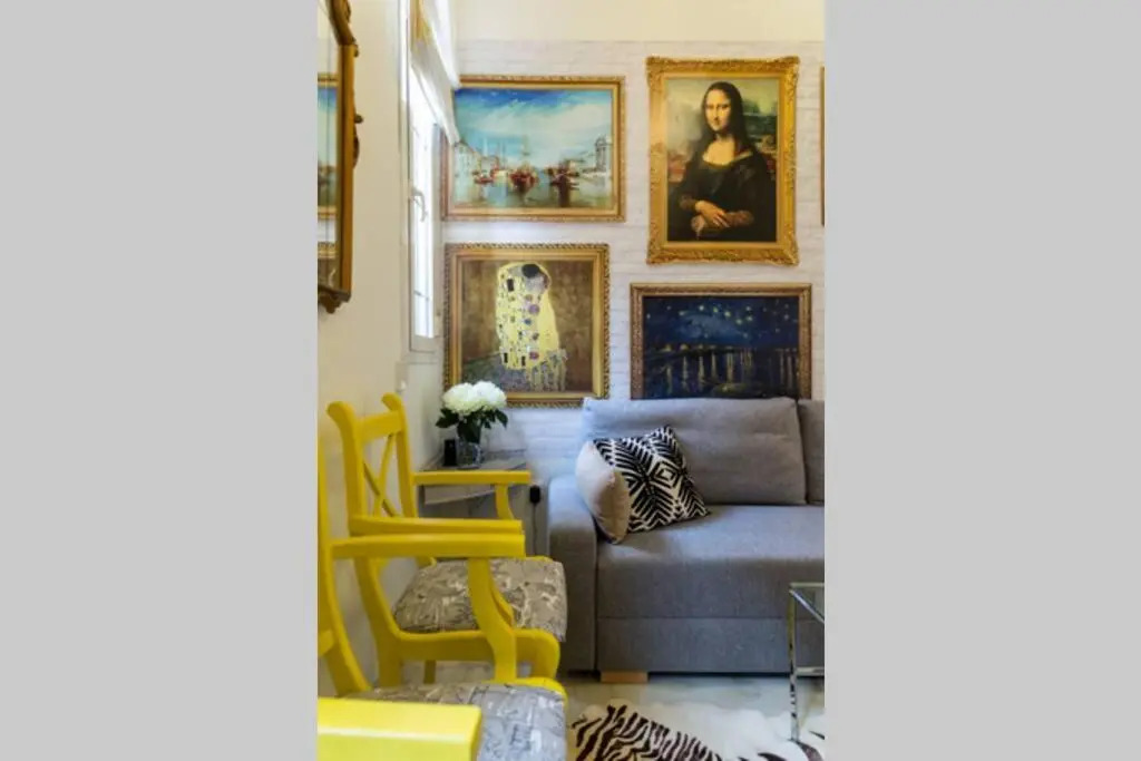 Pretty Duplex In Bohemian District-City Center