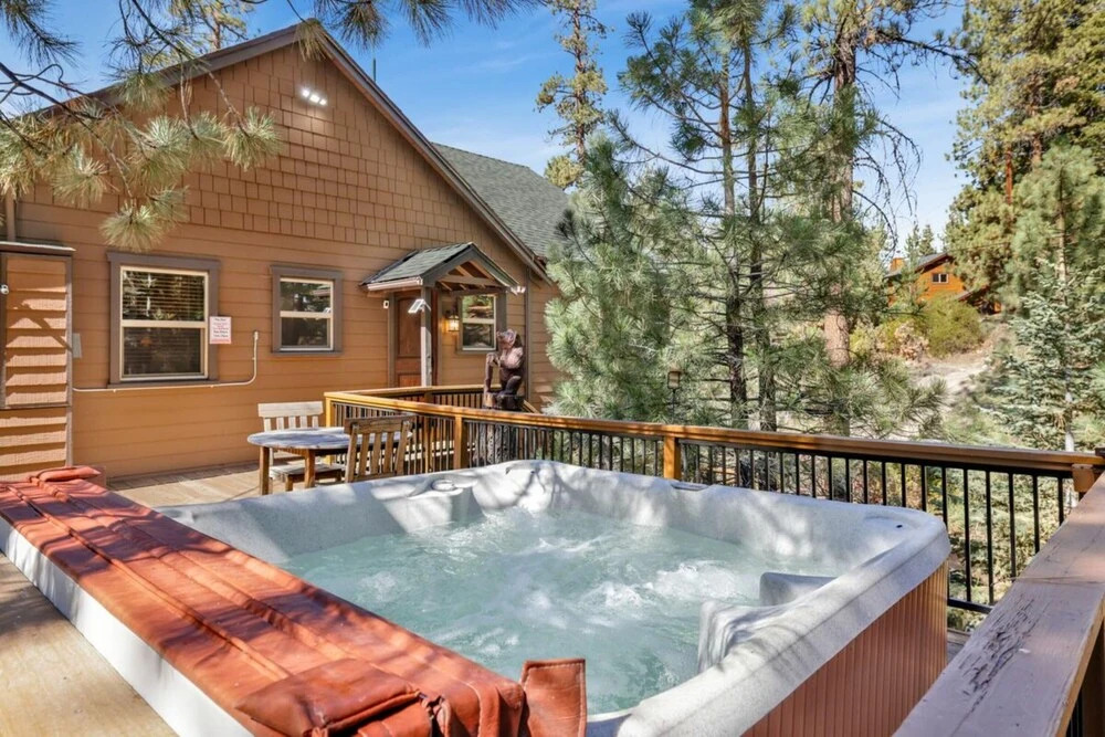 Top Notch Lodge #2056 by Big Bear Vacations
