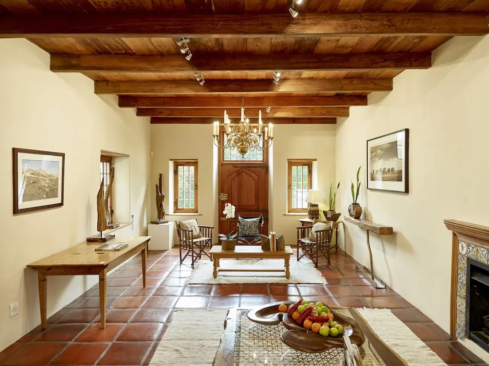 The Gables Suite- Adults Only