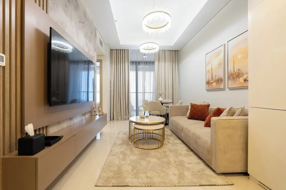 Keyrock Living - Oasis with Balcony View