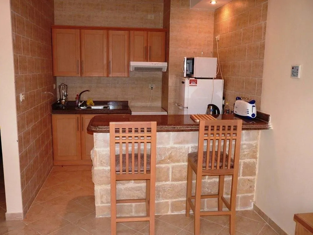 Palm Beach Piazza Apartments