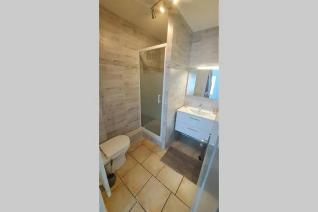 Agreable et moderne appartement Toul centre