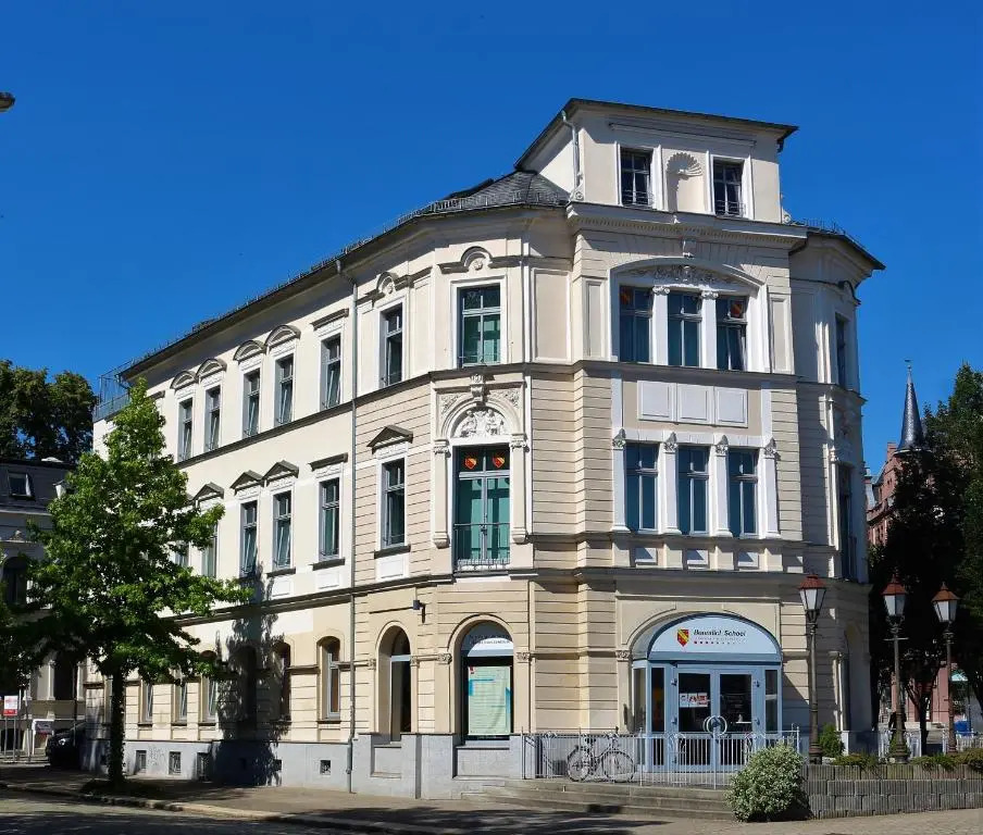 Gastewohnung 4-Raum Wohnung Fur 2-8 Personen