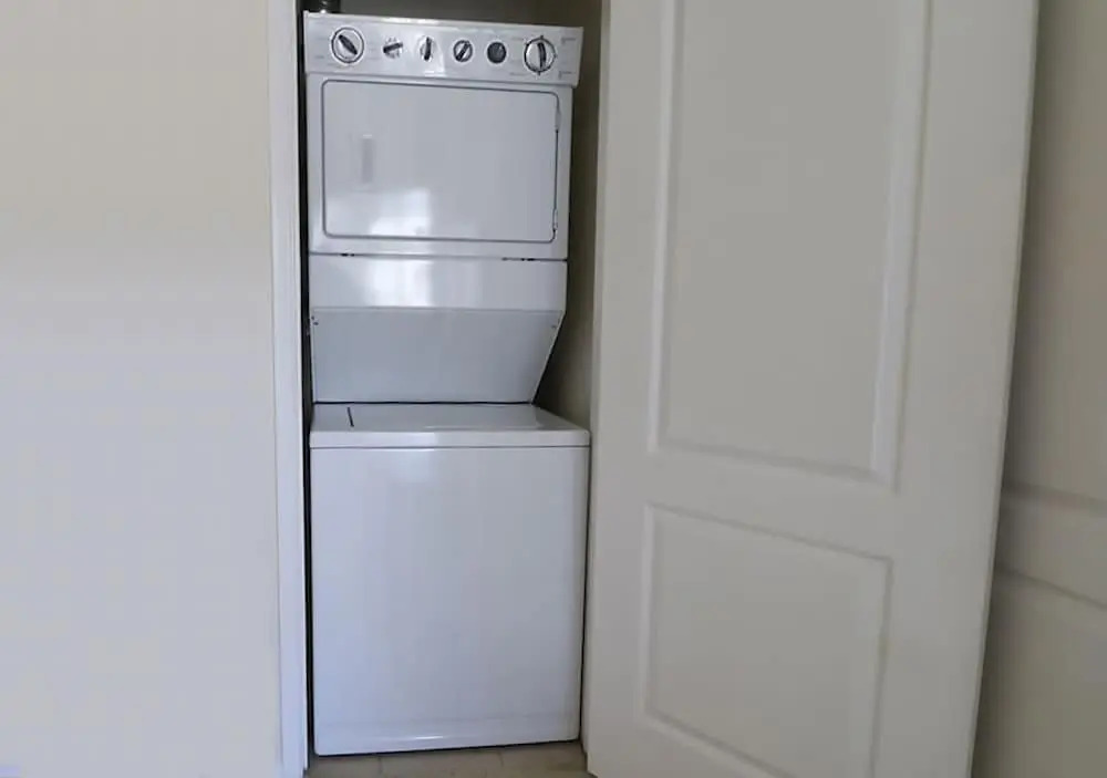 LAs Premier Apartments