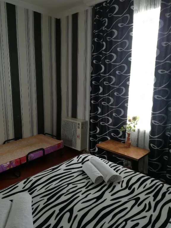 Nikoloz Guesthouse