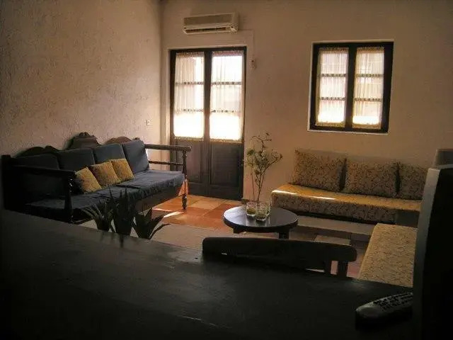 Diana Hotel Apartments