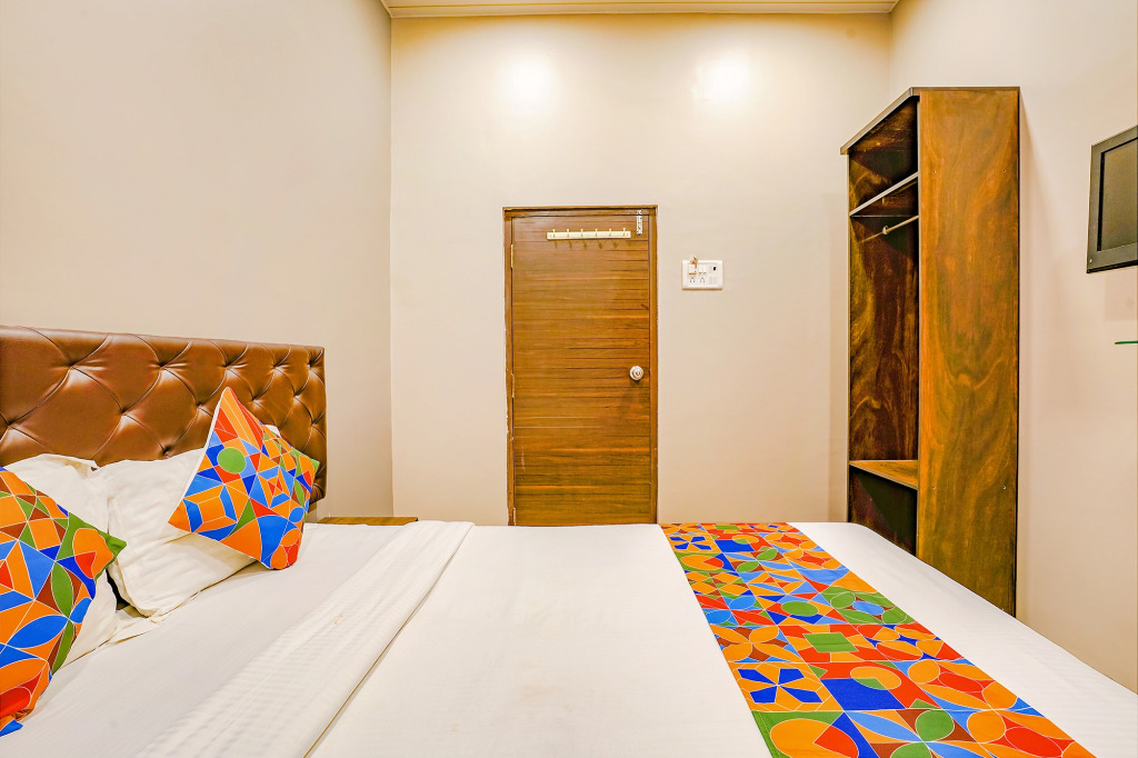 FabHotel Comfort Stay