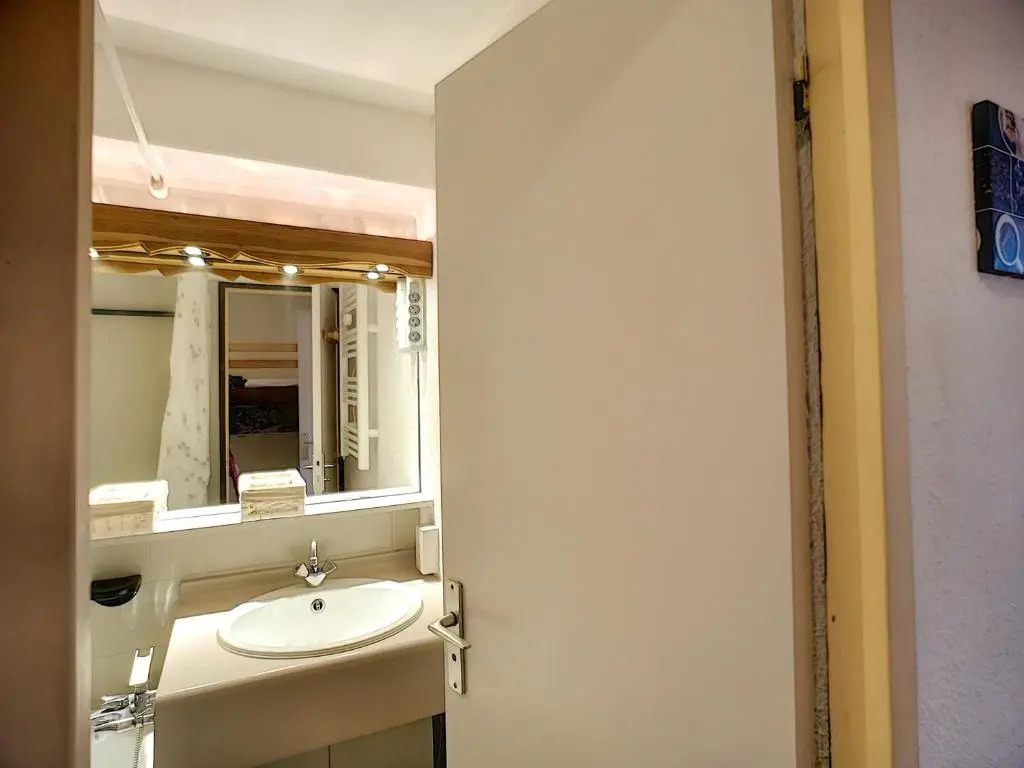 Appartement Les Menuires, 1 pièce, 4 personnes - FR-1-178-338