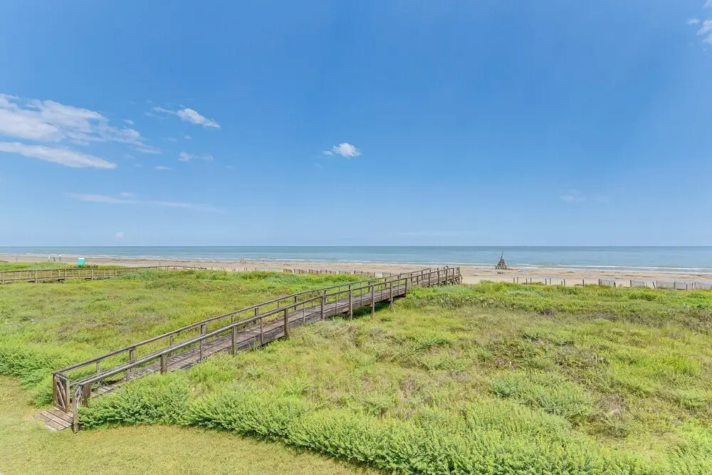 'sea Shell Chalet': Oceanfront Surfside Beach Gem