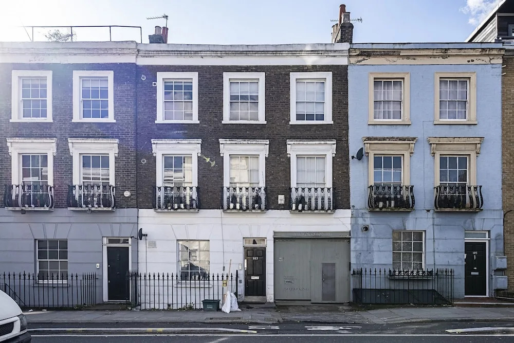 Royal College Apartments by Flexystays
