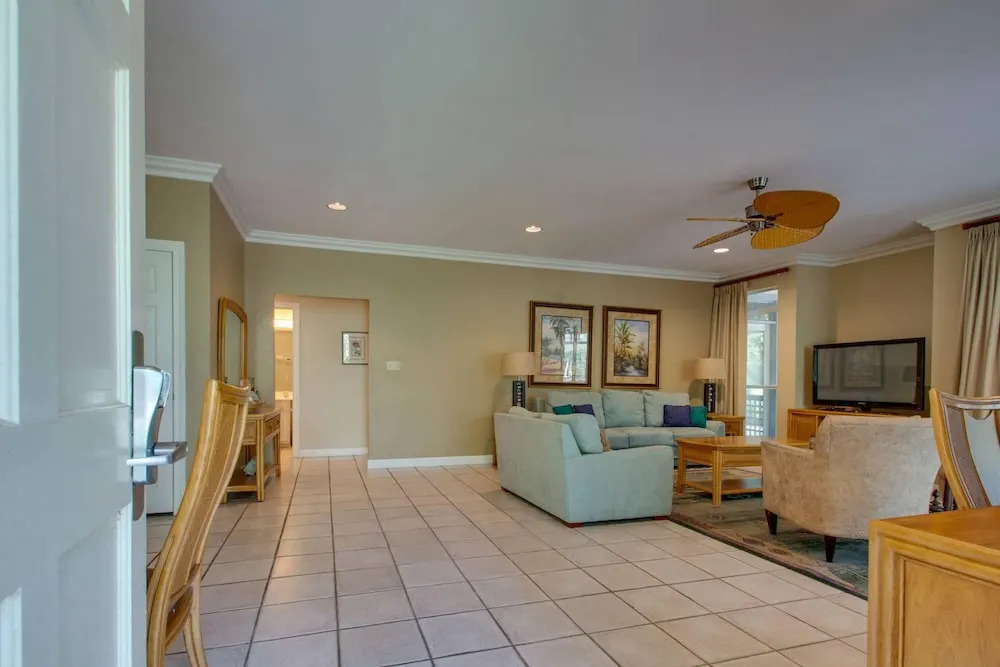 Hidden Dunes Beach Villa 10 by Destin Getaways