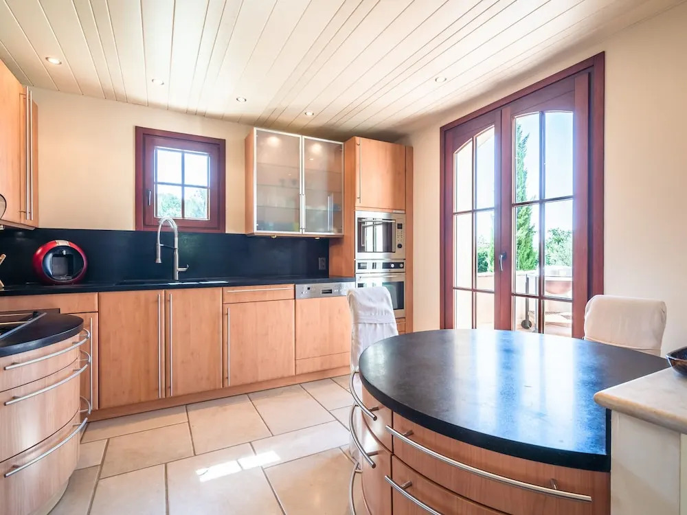 Cosy Holiday Home in Seillans With Private Swimming Pool