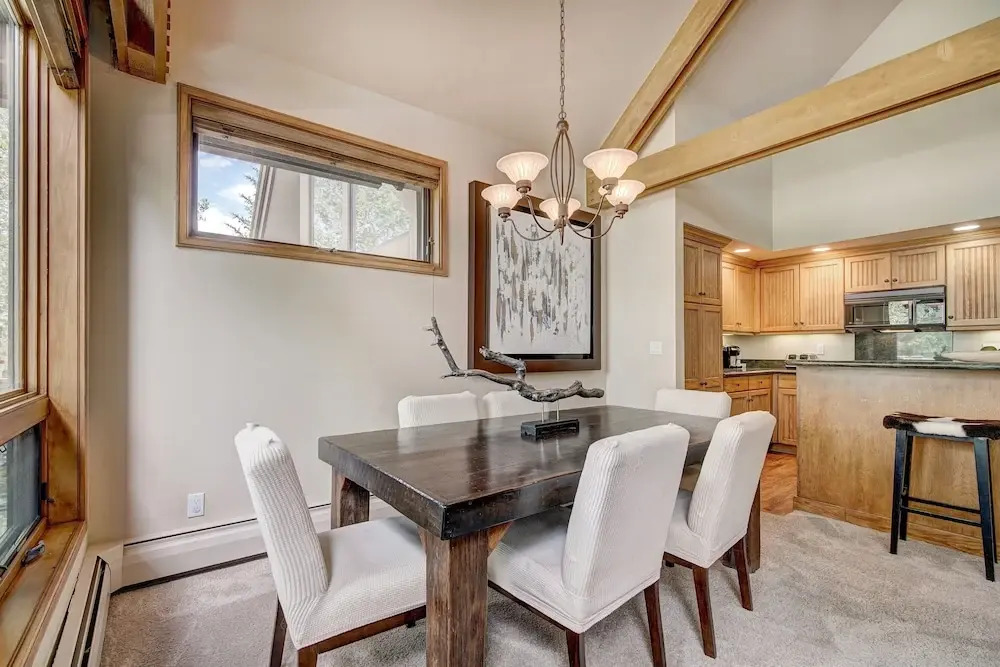 Luxury 4 Bed Pines Townhome Amongst The Peace And Quiet 4 Bedroom Townhouse by RedAwning