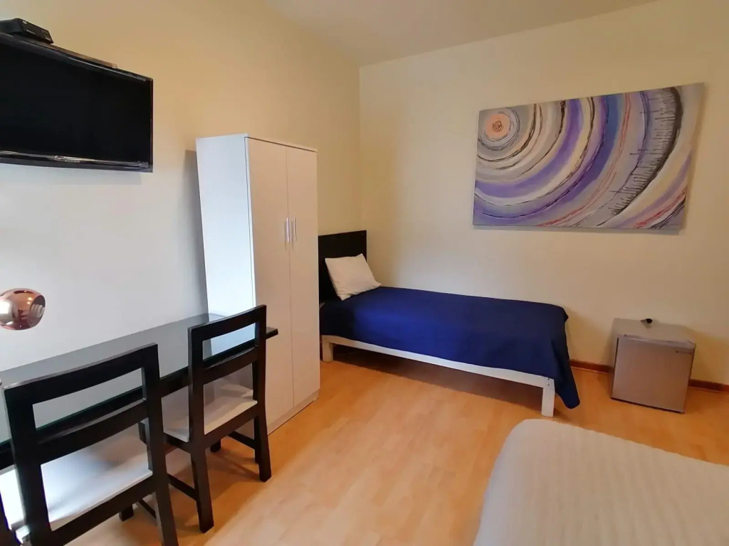 Miraflores Rooms