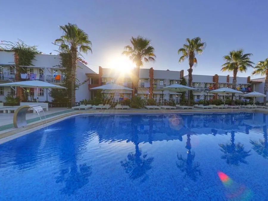 Club Hotel Arinna