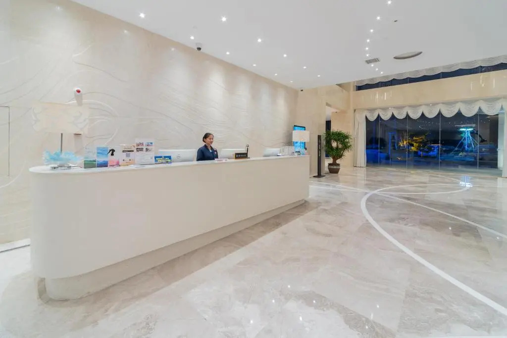 Dali Manju Ocean Hotel