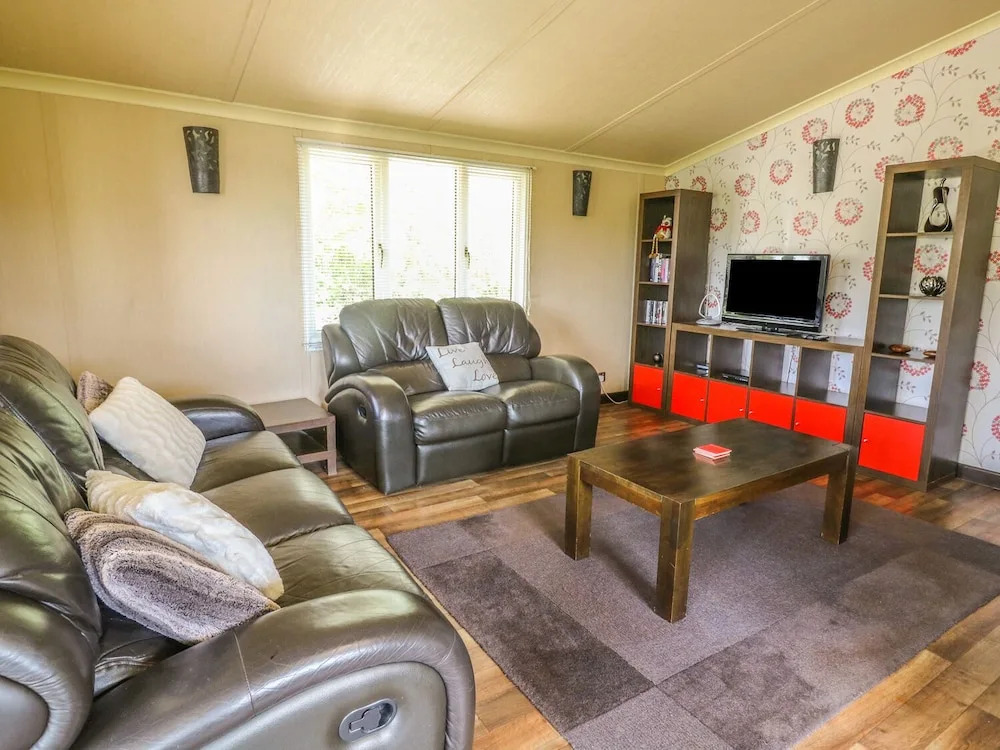 Quakerfield Lodge