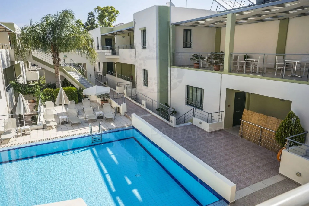 Athina Beach Hotel
