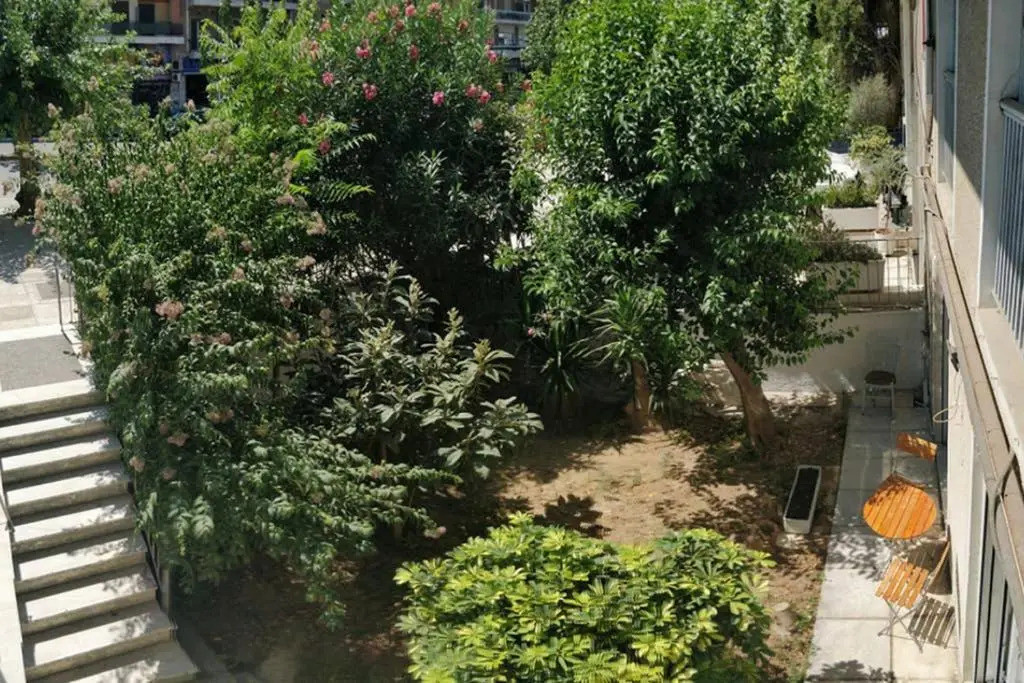 Ilisos garden apartment
