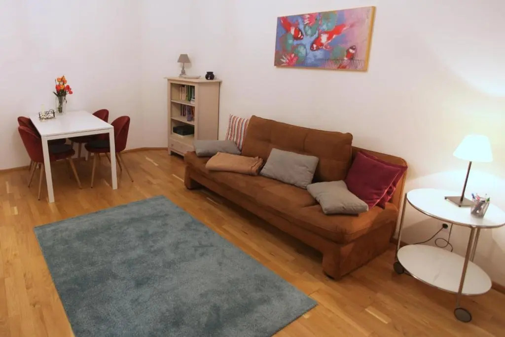 Casa Nostra - Ruhige Stadtwohnung mit Balkon