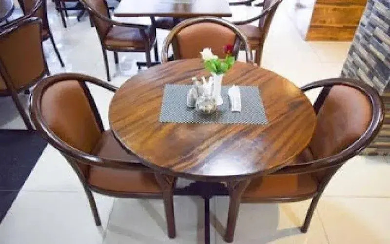 Salehe Safaris Hotel