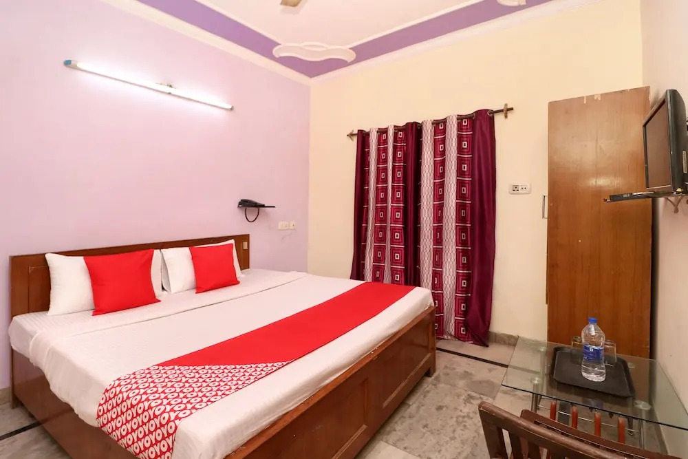 Hotel Regal 2 By OYO Rooms