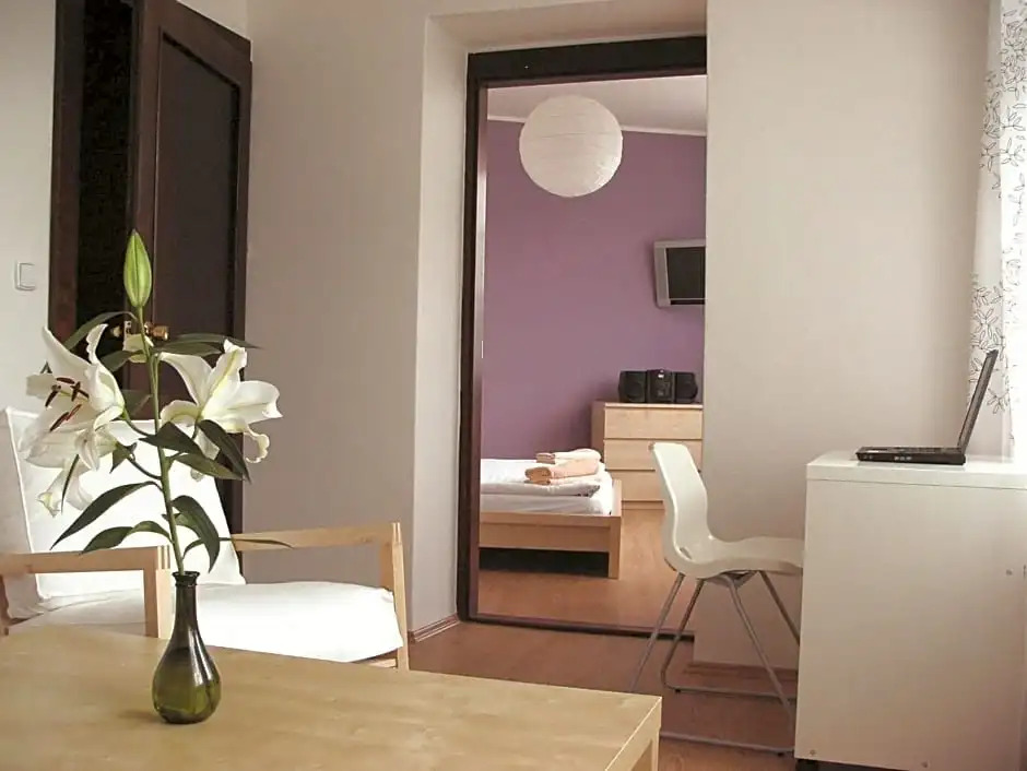 Hotel Saloon