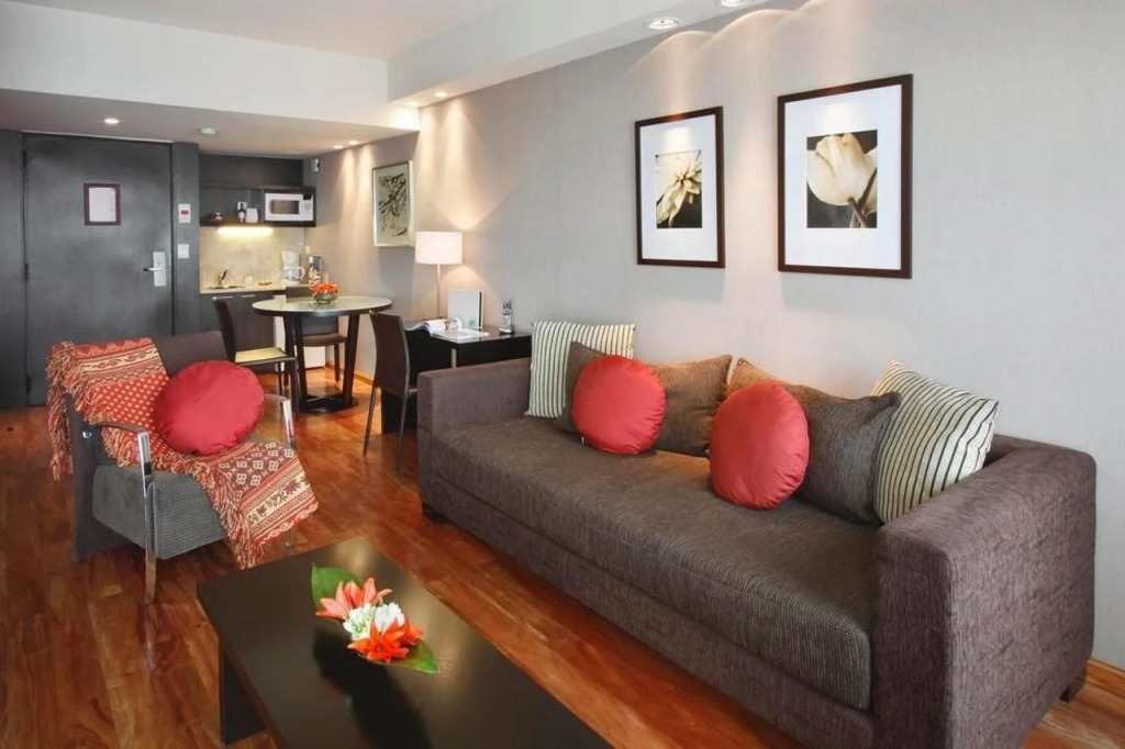 Urban Suites Recoleta Boutique Hotel
