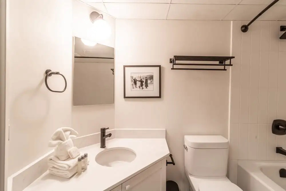 Cascade Lodge 611 - Standard Studio