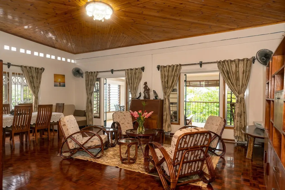 Janes Serenity Guesthouse