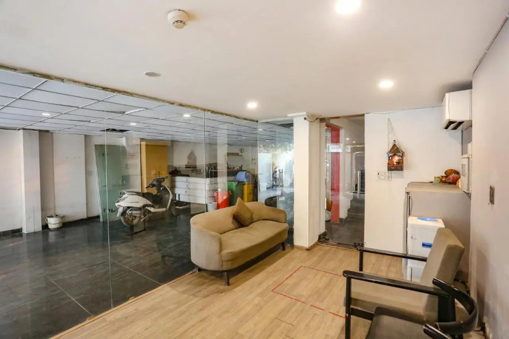 FabHotel Roseman
