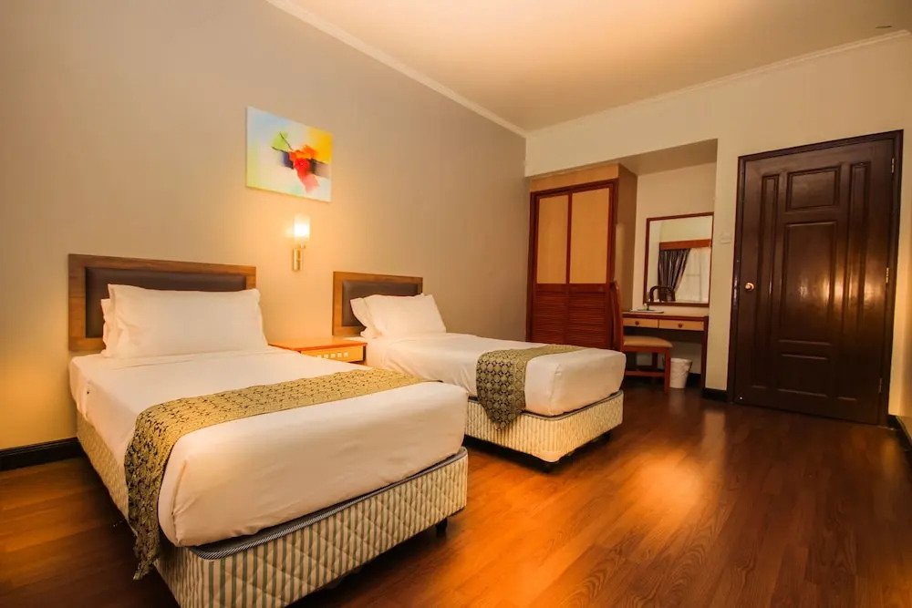 Mary Apt @ Equatorial Hill Resort