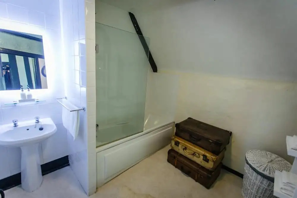 Elizabethan Manor House - Sleeps 2-4 - Parking