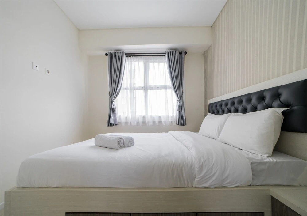 Relaxing Apartment at Parahyangan Residence