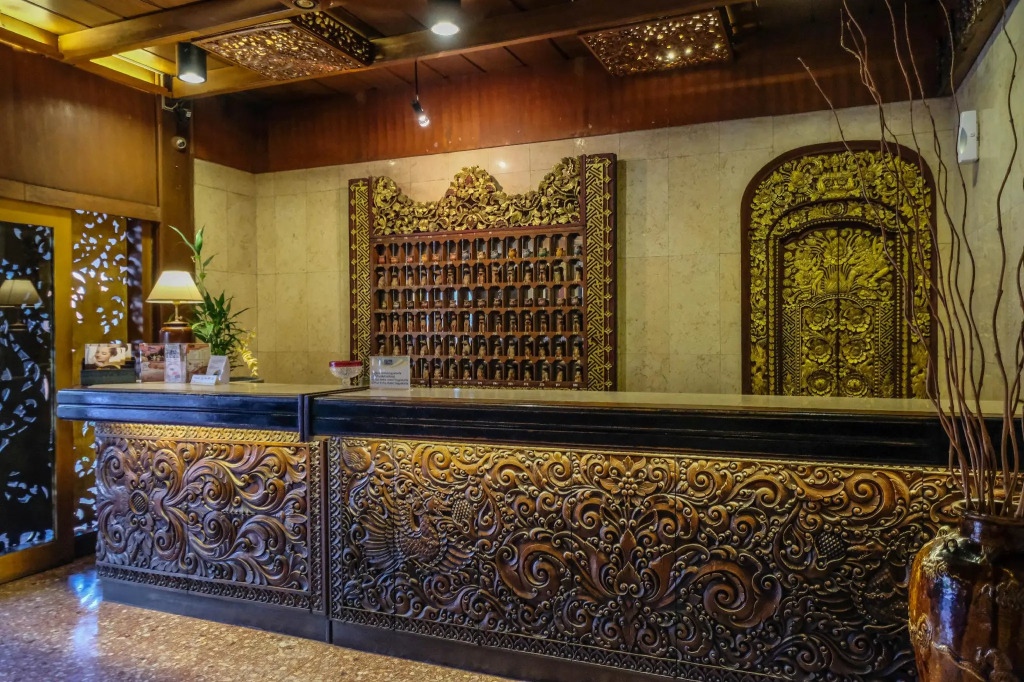 Puri Artha Hotel