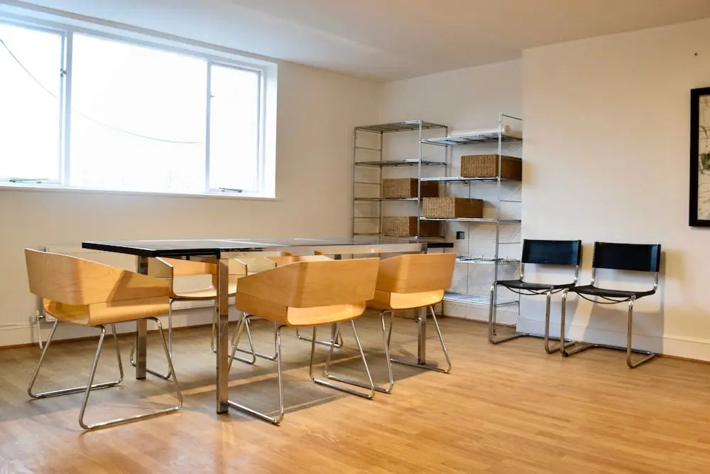 Modern Maisonette By Chalk Farm