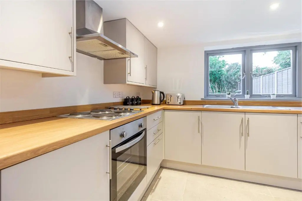Beautiful 2 Bedroom House in Leominster