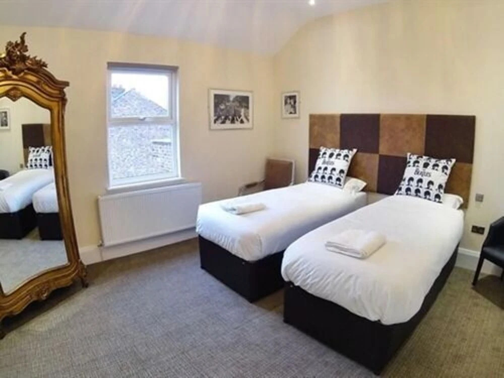 Penny Lane Hotel