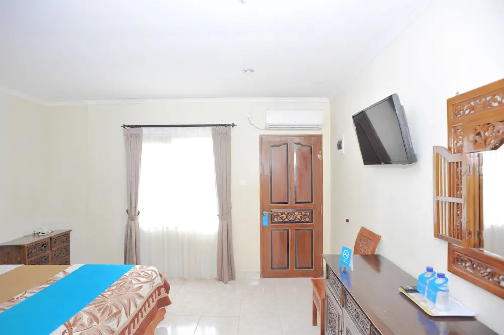 Airy Legian Dewi Sri 88 Kuta Bali