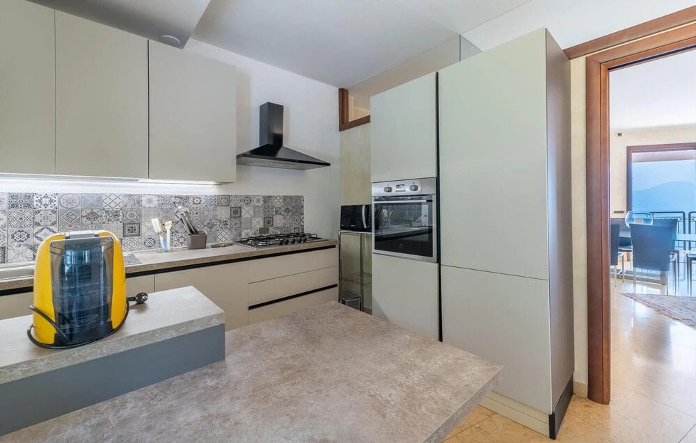 Stunning Home in Albisano With Wifi, Private Swimming Pool and 6 Bedrooms