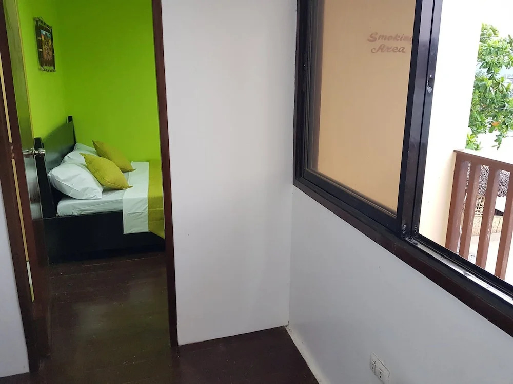 El Veranda Bay Pension House