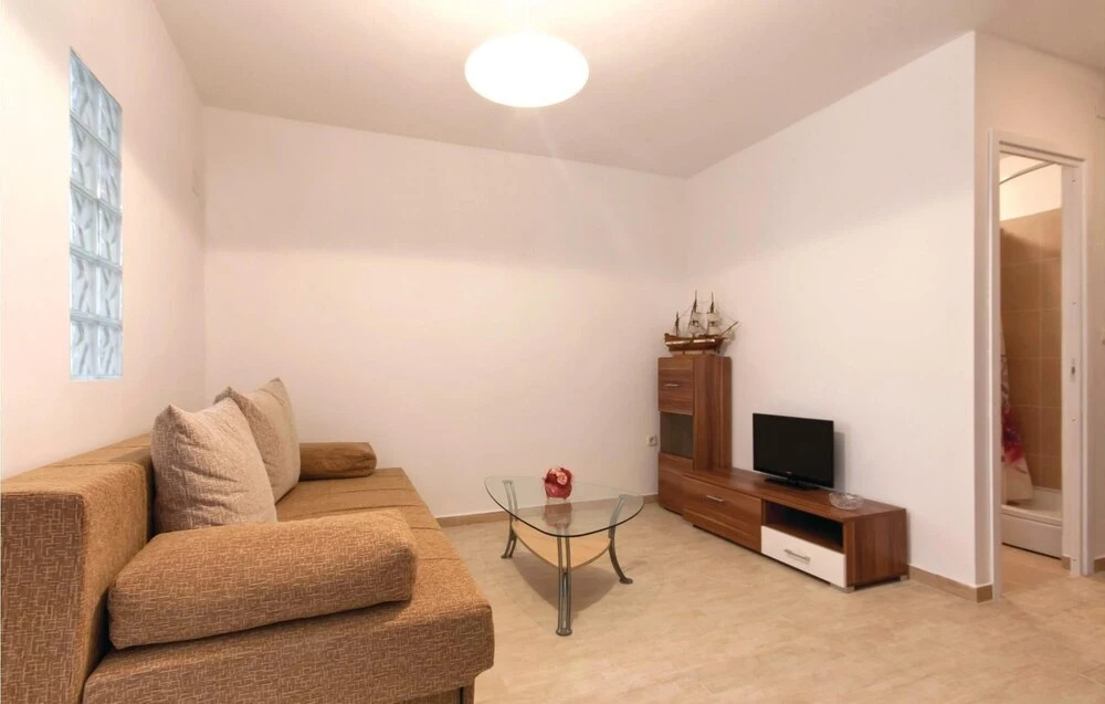 Beautiful Home in Pula With Wifi and 1 Bedrooms