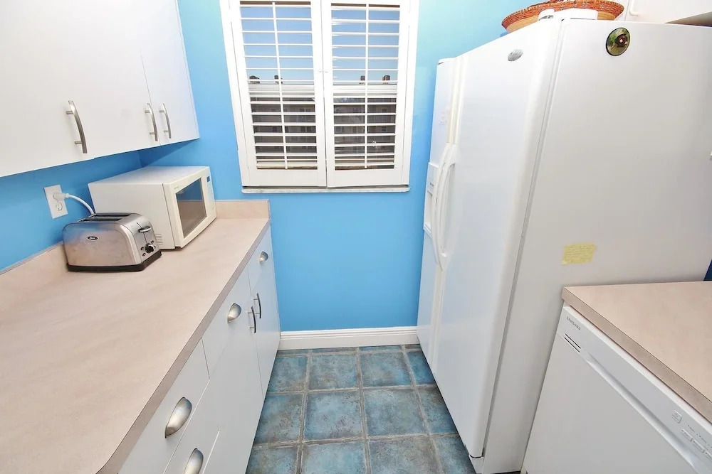 Sea Coast Gardens III 409 Apartment 2