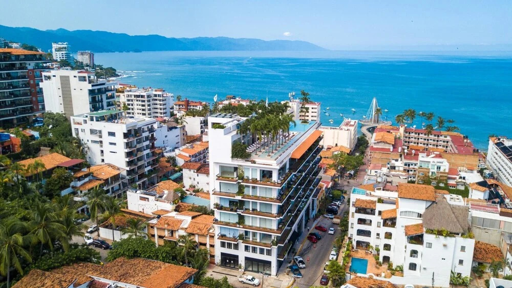 Sailview 703 Romantic Zone Rooftop Pool Ocean Views