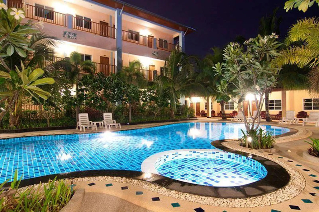 Ampan Resort & Apartment