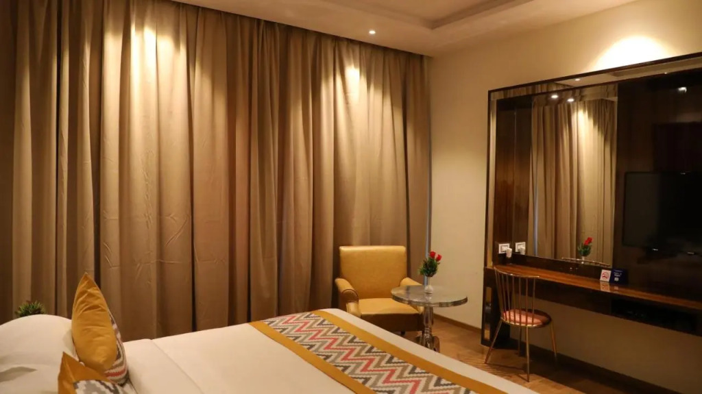 Oaktree Hotel