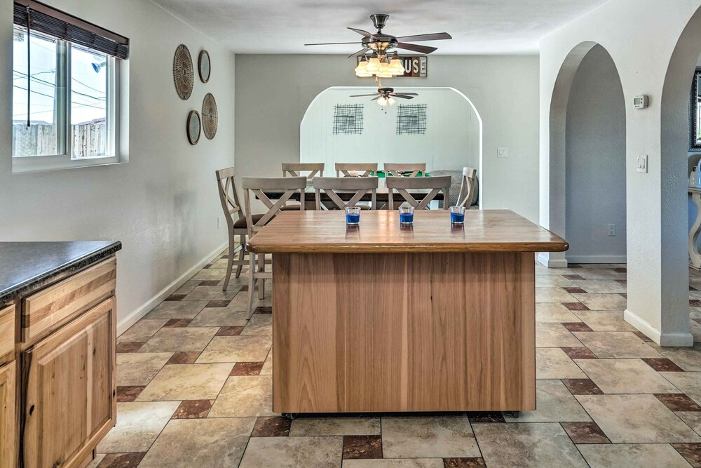 5 Mi to Marina: Lake Havasu City Home w/ Pool