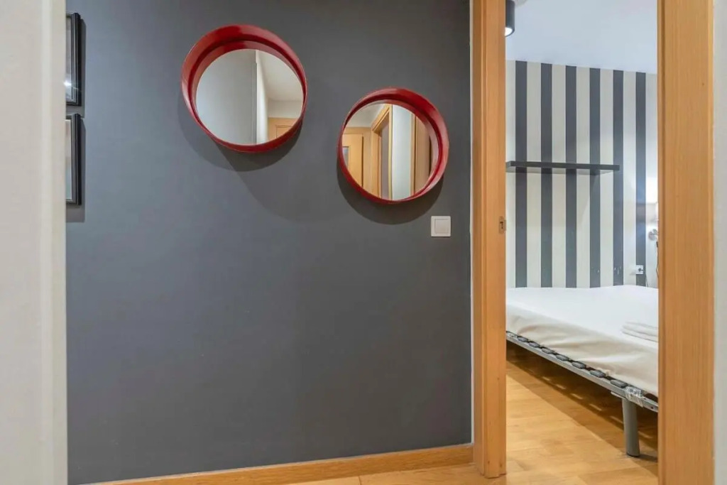 Modern and bright apartment in Eixample 3-2