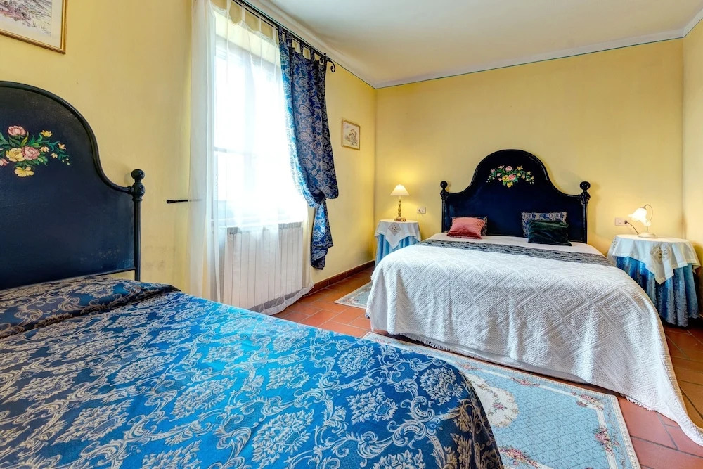 Luxury Villa In Cortona