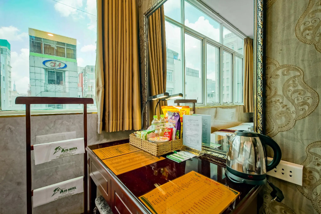 A25 Hotel - 25 Trương Định